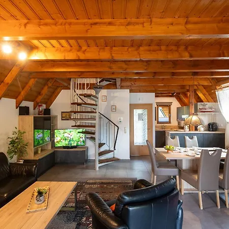 Opi Huck Stroot 19 *